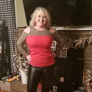 Meet your Posher, Angelia